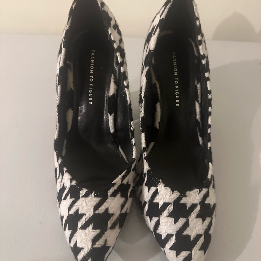 Fashion to Figure Black and White Houndstooth Women's Shoes